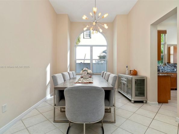 16748 SW 16th St, Pembroke Pines FL 33027