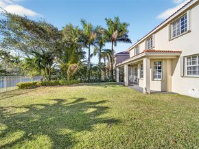 1325 Chenille Cir, Weston FL 33327