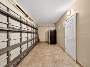 1325 Chenille Cir, Weston FL 33327