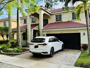 1325 Chenille Cir, Weston FL 33327