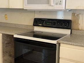 6261 SW 6th St, Miami FL 33144