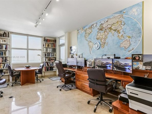 1800 Sunset Harbour Dr 6, Miami Beach FL 33139