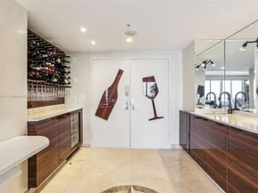 1800 Sunset Harbour Dr 6, Miami Beach FL 33139