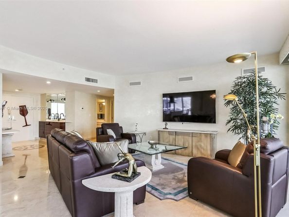 1800 Sunset Harbour Dr 6, Miami Beach FL 33139