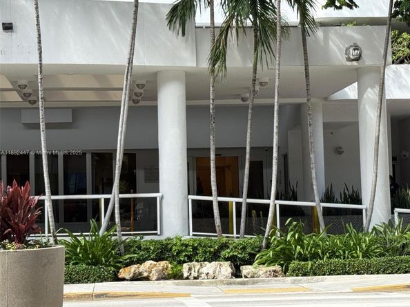 1800 Sunset Harbour Dr 6, Miami Beach FL 33139