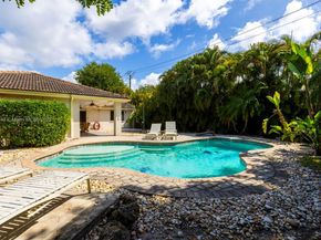 14811 Archerhall St, Davie FL 33331
