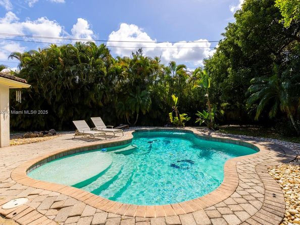14811 Archerhall St, Davie FL 33331