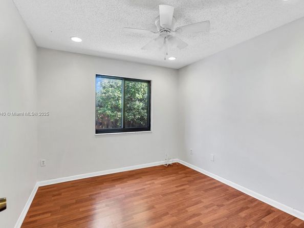 14811 Archerhall St, Davie FL 33331