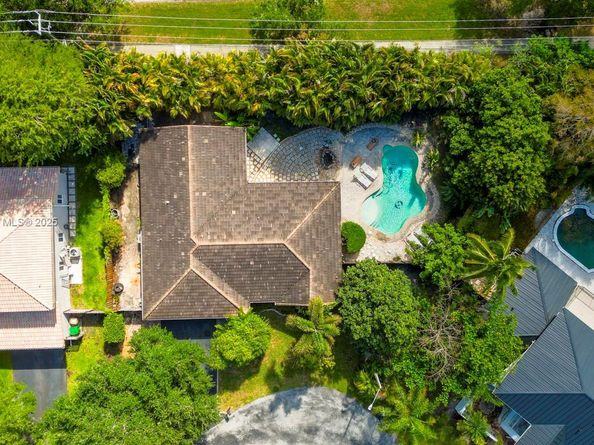 14811 Archerhall St, Davie FL 33331