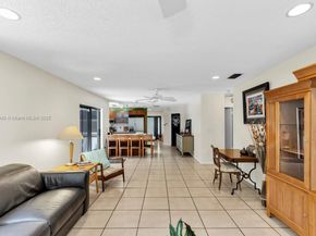 14811 Archerhall St, Davie FL 33331