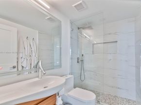 701 Brickell Key Blvd 808, Miami FL 33131