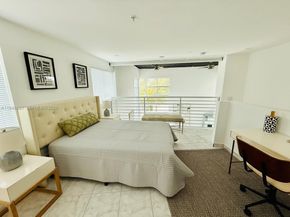 7700 Collins Ave 5, Miami Beach FL 33141