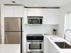 7700 Collins Ave 5, Miami Beach FL 33141