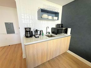 601 NE 1 Ave 1602, Miami FL 33132