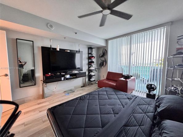 2641 N Flamingo Rd 1203N, Sunrise FL 33323