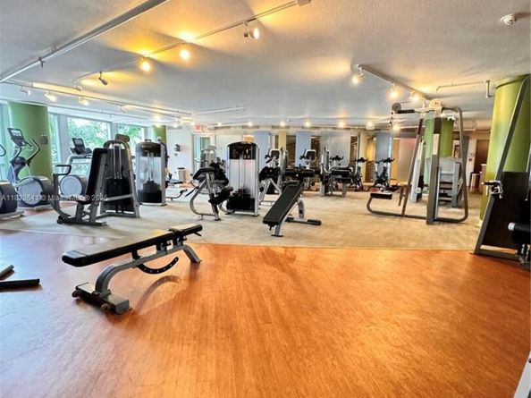 2641 N Flamingo Rd 1203N, Sunrise FL 33323