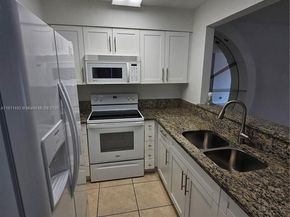 8475 SW 156th Ct 321, Miami FL 33193