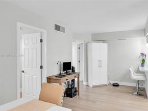 9091 Lime Bay Blvd 211, Tamarac FL 33321