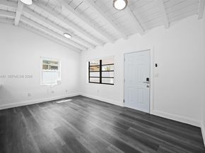 7120 SW 21st St, Miami FL 33155
