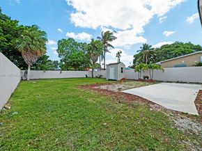 7120 SW 21st St, Miami FL 33155