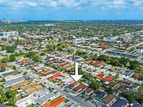 7120 SW 21st St, Miami FL 33155