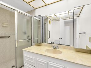 16300 Golf Club Rd 408, Weston FL 33326