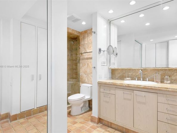 10175 Collins Ave 1707/1708, Bal Harbour FL 33154