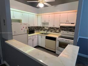 10415 E Clairmont Cir 212, Tamarac FL 33321