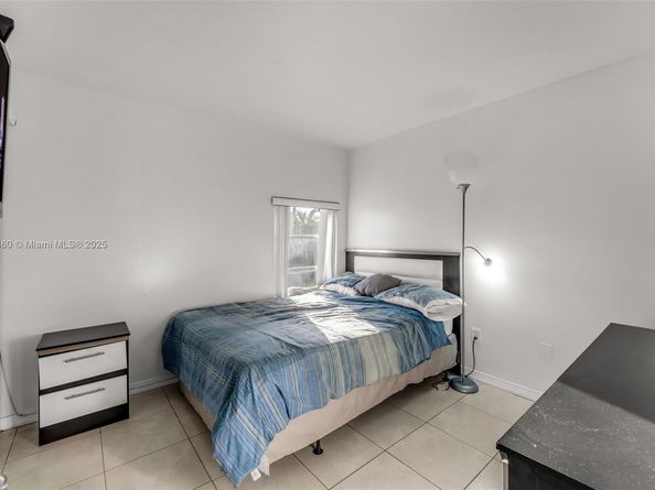 7230 SW 131st Ave, Miami FL 33183
