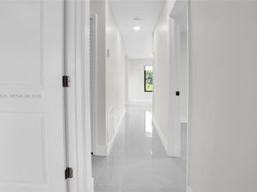 740 NE 43rd Ct, Deerfield Beach FL 33064