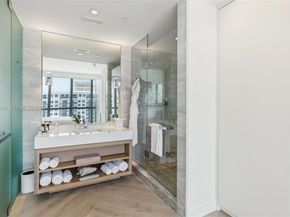 2201 Collins Ave 1511, Miami Beach FL 33139