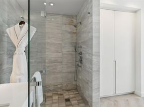 2201 Collins Ave 1511, Miami Beach FL 33139