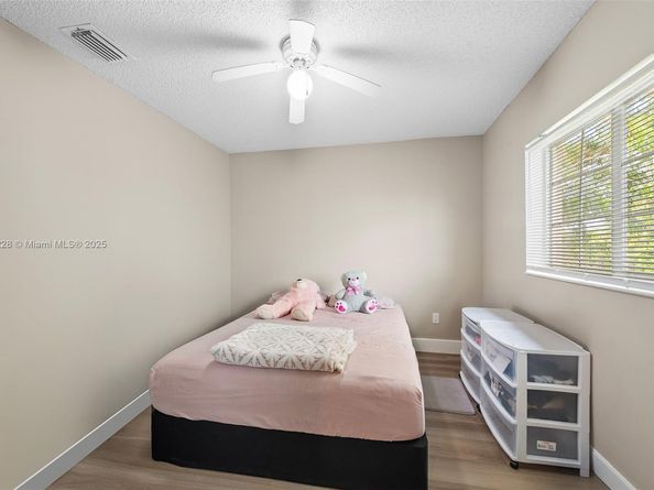 3690 N 56th Ave 948, Hollywood FL 33021
