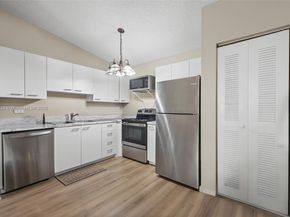 3690 N 56th Ave 948, Hollywood FL 33021