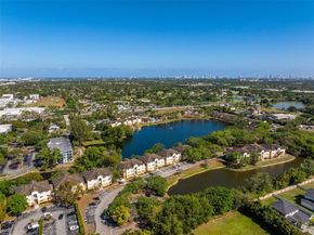 3690 N 56th Ave 948, Hollywood FL 33021