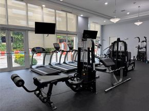 2775 NE 187th St 318, Aventura FL 33180