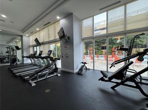 2775 NE 187th St 318, Aventura FL 33180