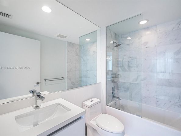 1 Collins Ave 304, Miami Beach FL 33139