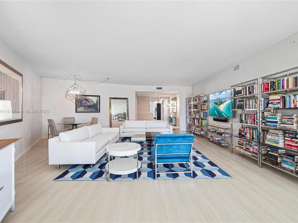 1 Collins Ave 304, Miami Beach FL 33139
