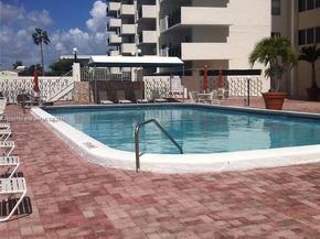 401 Golden Isles Dr 810, Hallandale Beach FL 33009