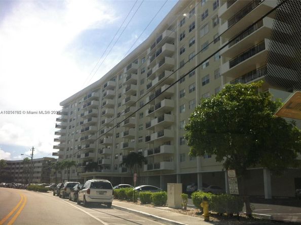 401 Golden Isles Dr 810, Hallandale Beach FL 33009