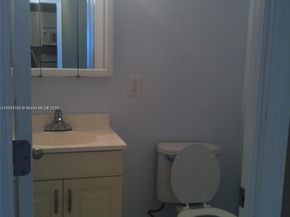 401 Golden Isles Dr 810, Hallandale Beach FL 33009