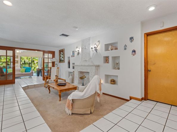 7040 SW 95th Ct, Miami FL 33173