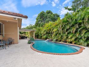 7040 SW 95th Ct, Miami FL 33173