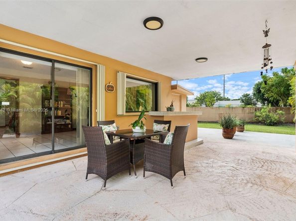 7040 SW 95th Ct, Miami FL 33173
