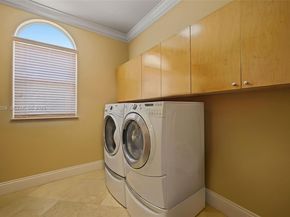 12175 SW 80th St, Miami FL 33183