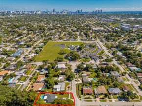 651 NE 172nd St, Miami FL 33162