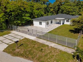 651 NE 172nd St, Miami FL 33162