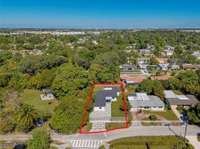 651 NE 172nd St, Miami FL 33162