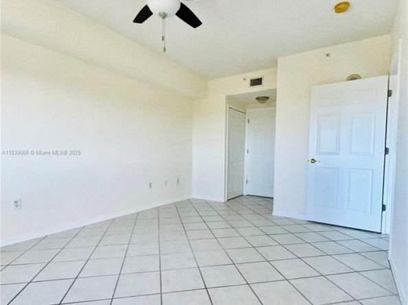 3500 Coral Way 913, Miami FL 33145